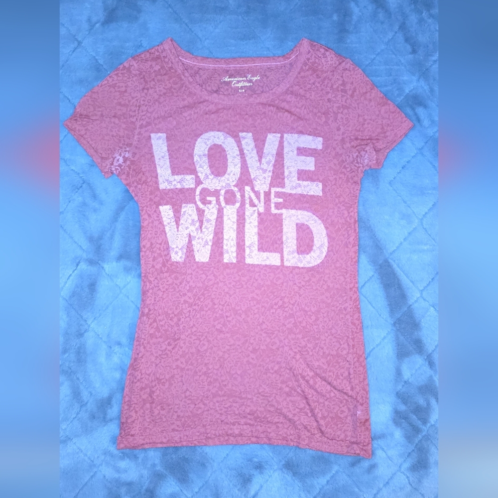 Vintage American Eagle Love Gone Wild Tee